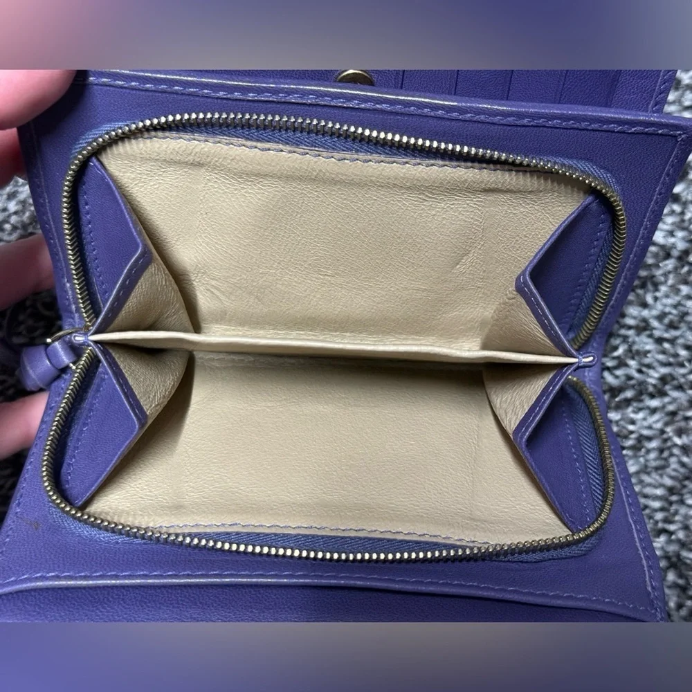 Bottega Veneta purple wallet - Picture 13 of 13